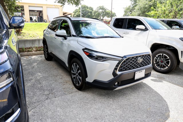 Pre-Owned 2024 Toyota Corolla Cross XLE AWD