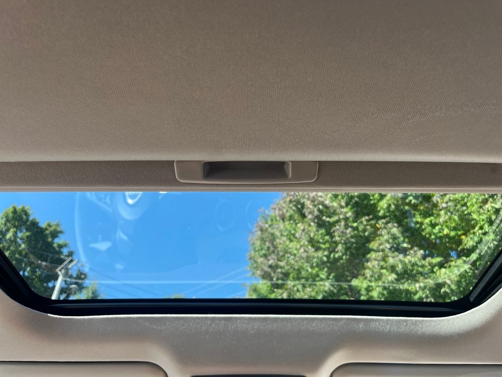 2025 Nissan Sentra SV photo 15