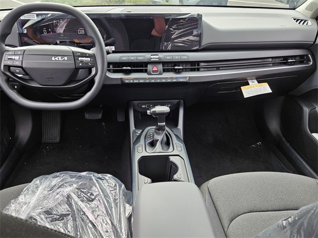 2025 Kia K4 LXS photo 7