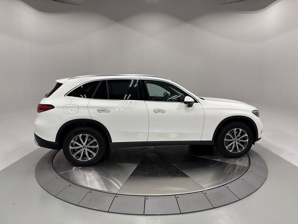 2026 Mercedes Benz GLC 300 4MATIC photo 8