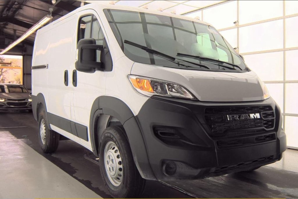 Used 2025 RAM ProMaster Cargo Van Base with VIN 3C6LRVNG3SE558870 for sale in Kansas City