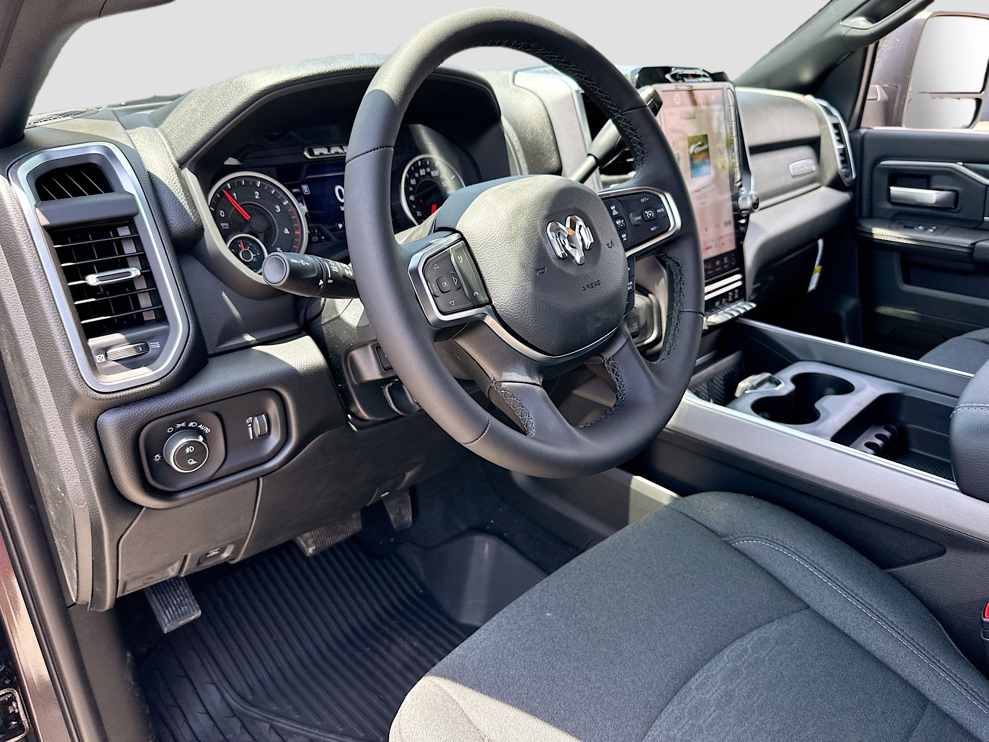 2025 Ram 3500 Big Horn photo 6