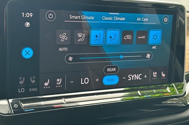 2024 Volkswagen Atlas SE Technology photo 20