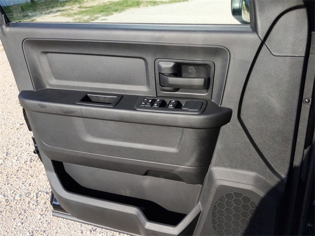 2026 Ram 2500 Tradesman photo 11