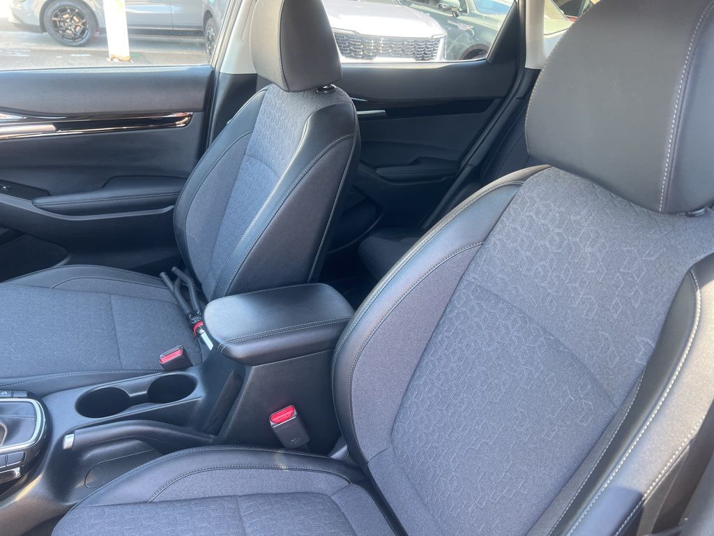 2024 Kia Seltos S photo 5