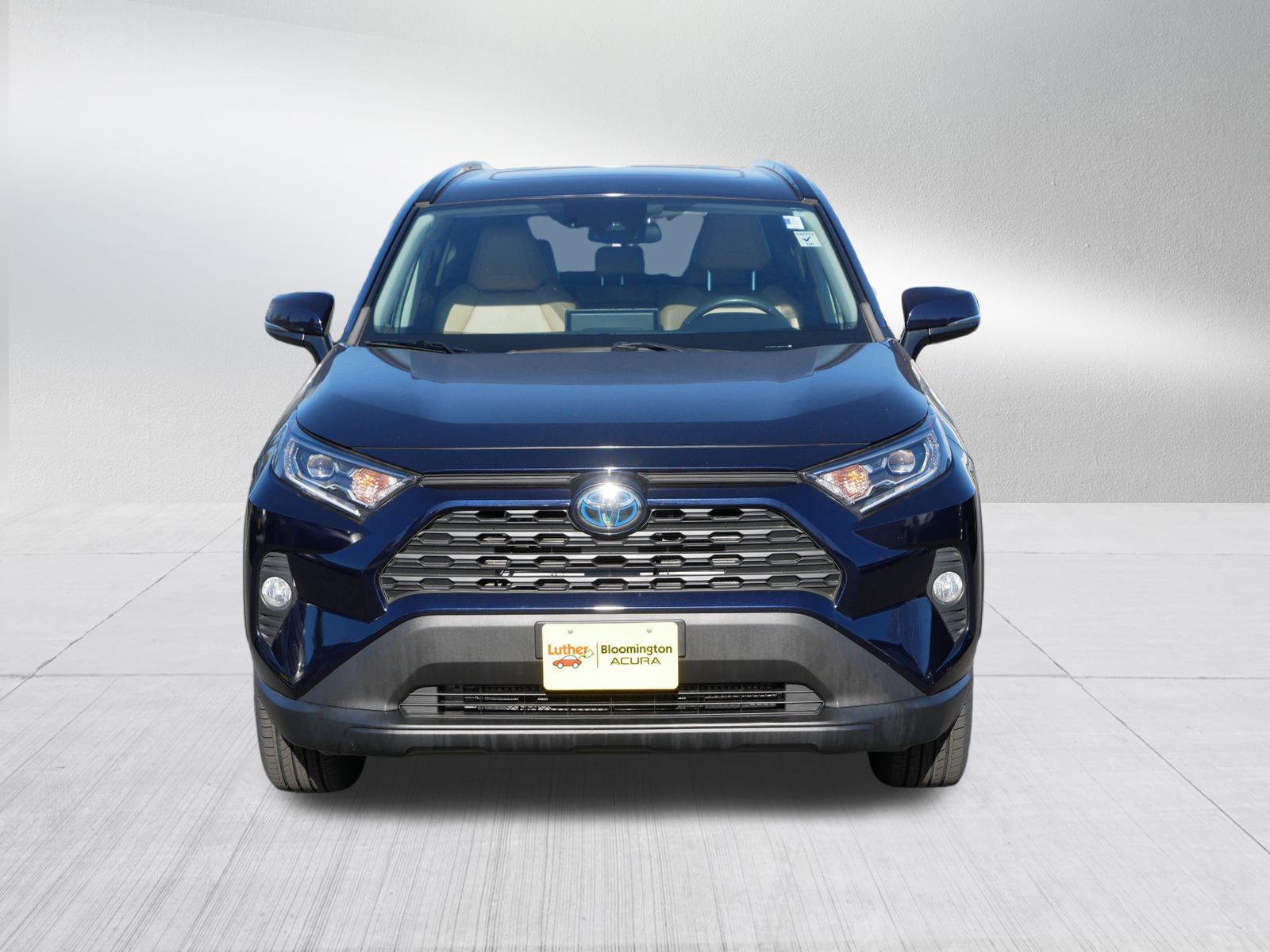 2021 Toyota RAV4 Hybrid XLE Premium photo 2