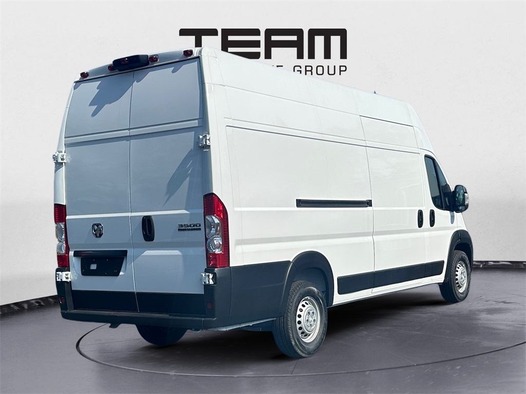 2024 Ram ProMaster 3500 photo 4
