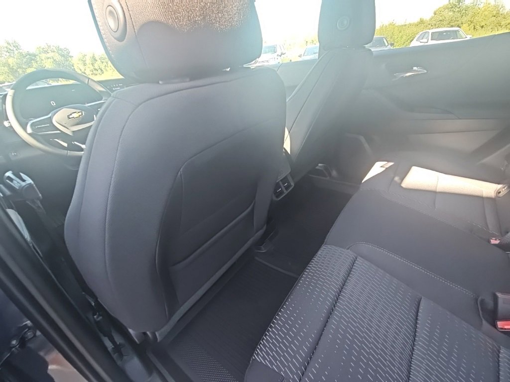 2026 Chevrolet Equinox LT photo 13
