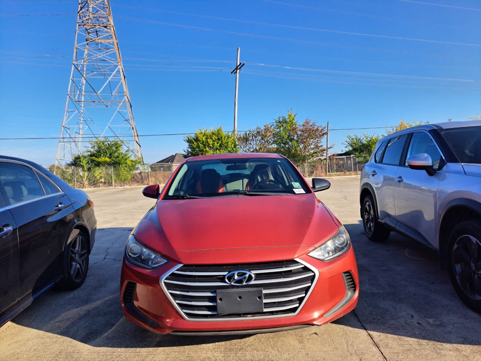 2018 Hyundai Elantra SEL photo 2