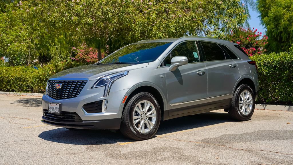 2025 Cadillac XT5 Luxury photo 3