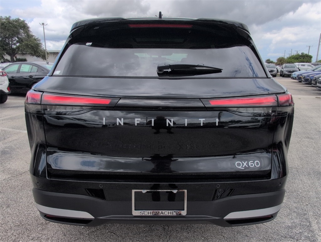 2026 Infiniti QX60 Luxe photo 8