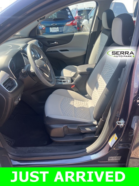 2018 Chevrolet Equinox LS photo 5