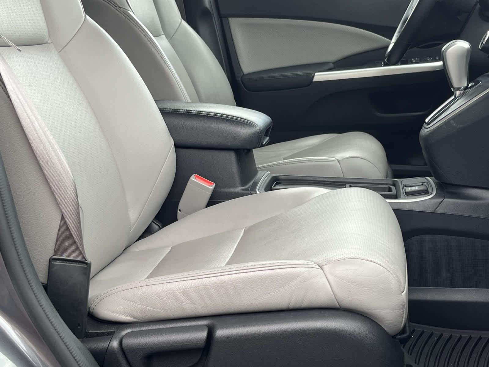 2016 Honda CR-V EX-L photo 16