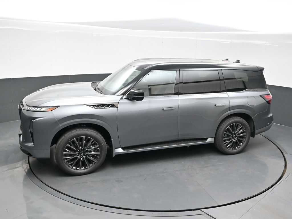 2026 Infiniti QX80 photo 32
