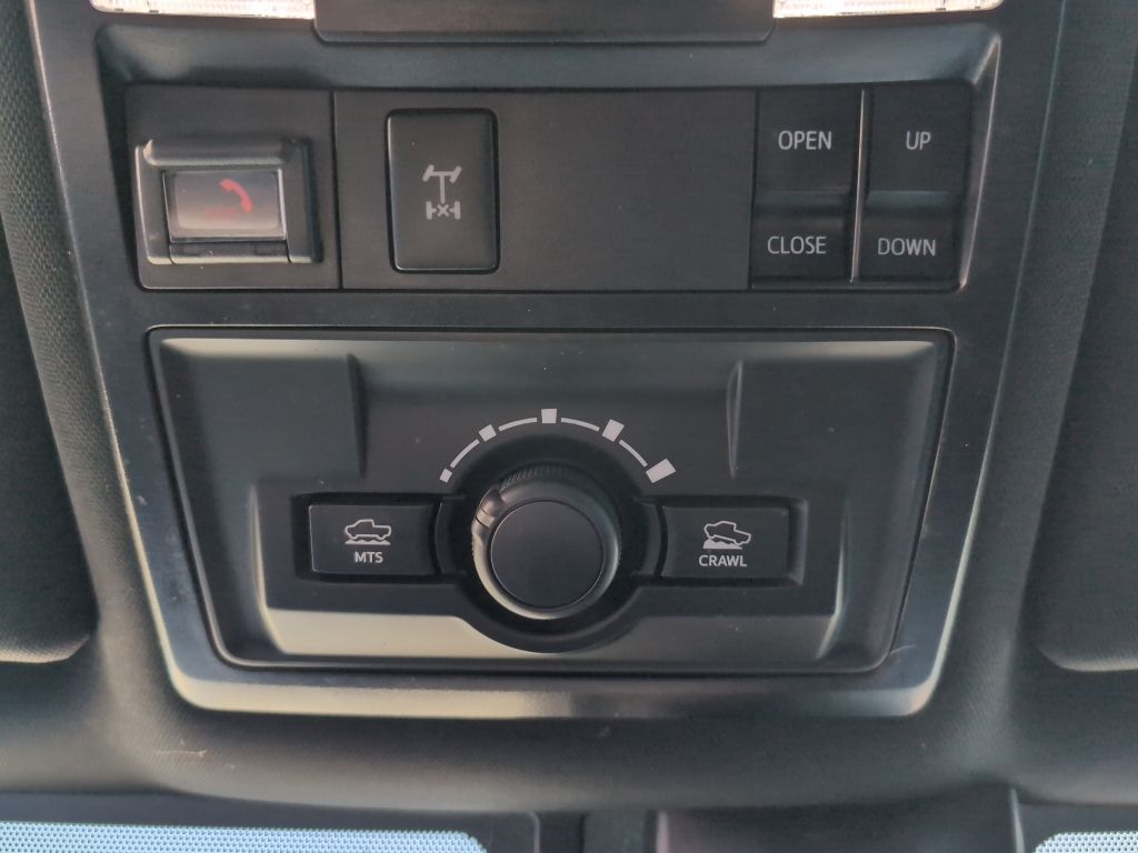 2021 Toyota Tacoma TRD photo 23