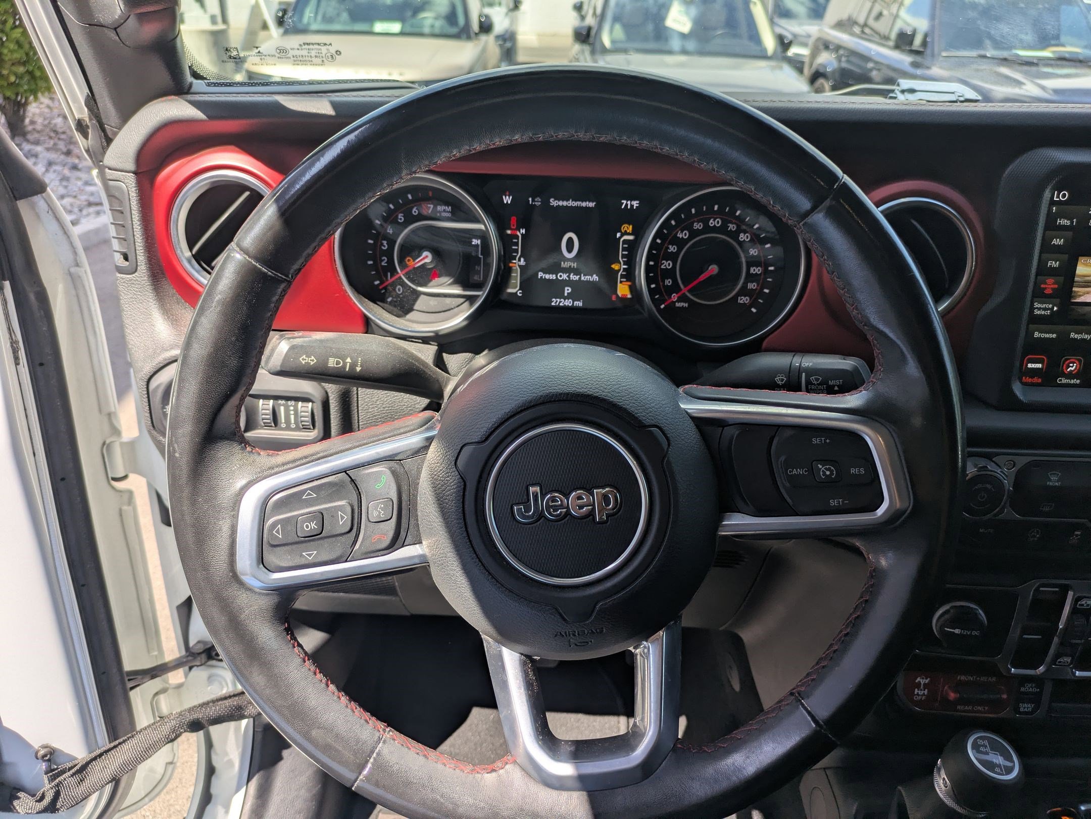 2020 Jeep Gladiator Rubicon photo 15