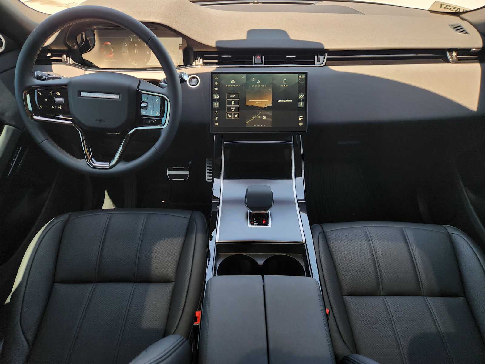 2026 Land Rover Range Rover Evoque Dynamic SE photo 19