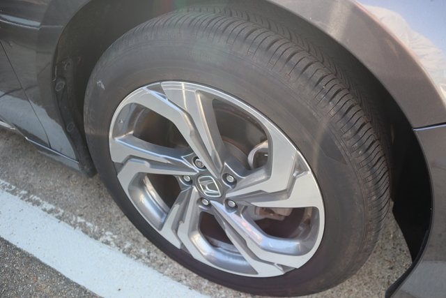 2018 Honda Accord EX-L photo 4