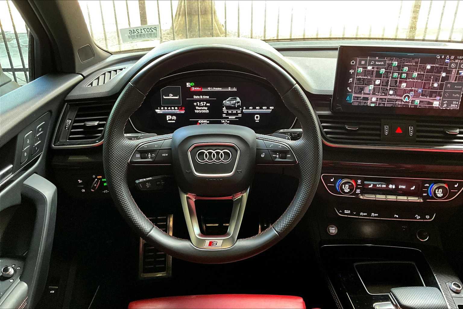 2023 Audi SQ5 Premium Plus photo 4