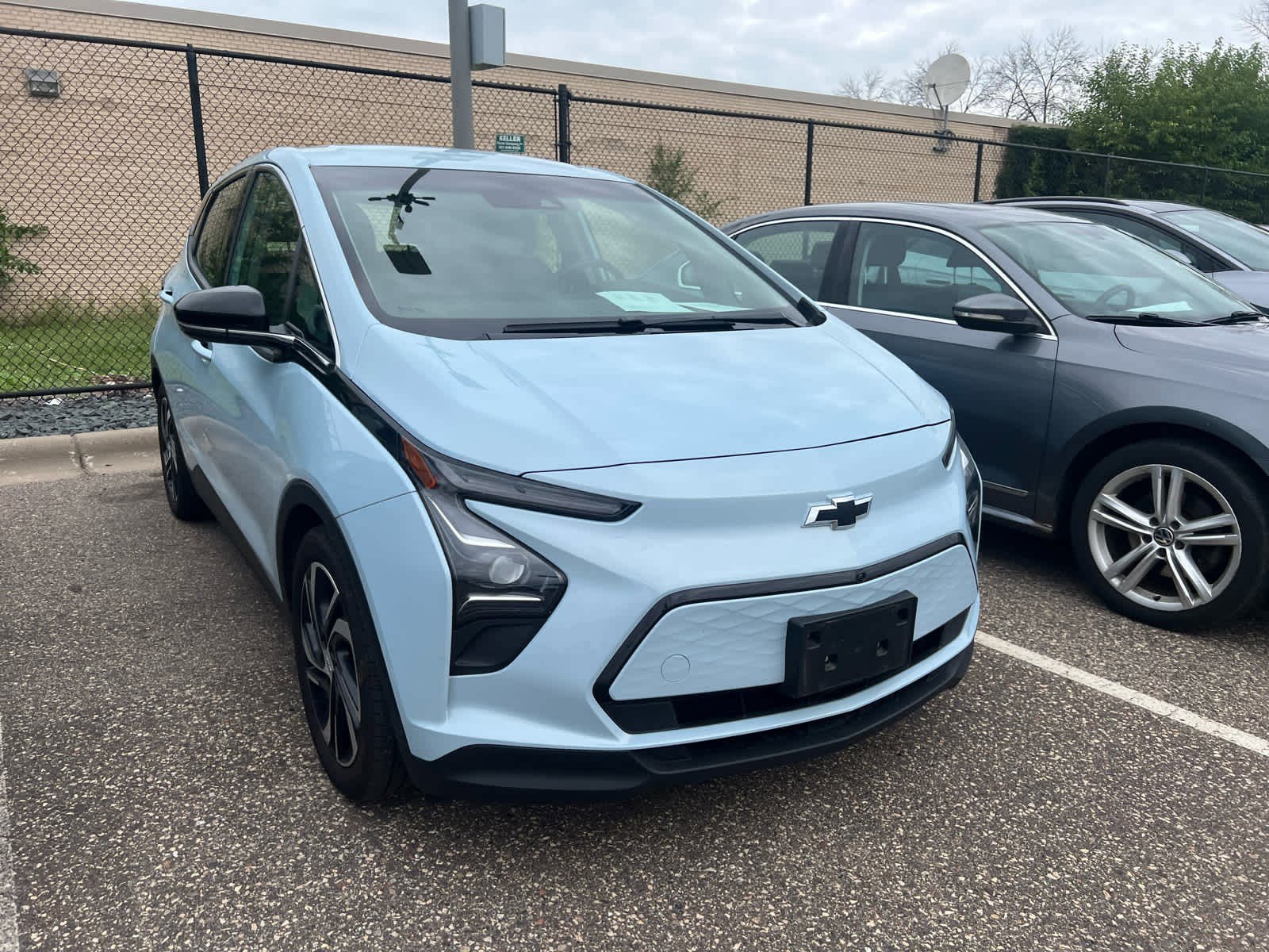 Used 2023 Chevrolet Bolt EV 2LT with VIN 1G1FX6S02P4166313 for sale in Minneapolis, MN