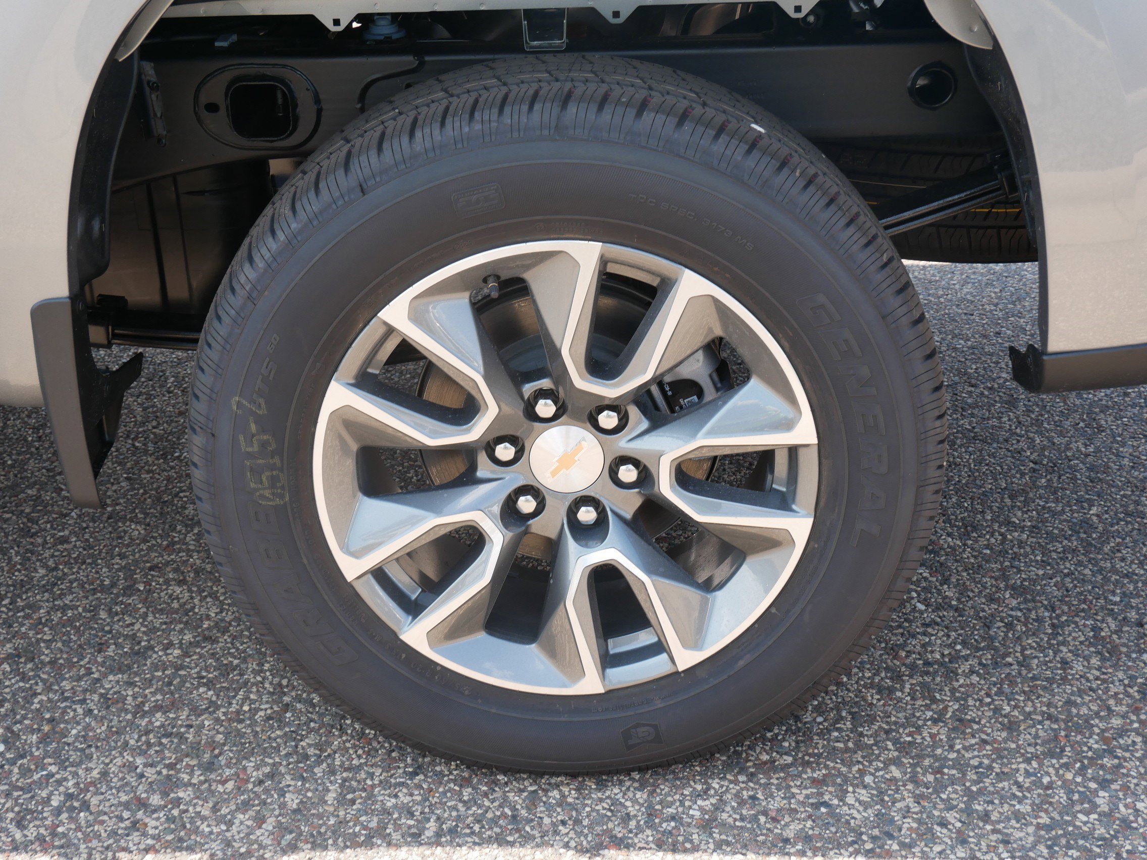 2026 Chevrolet Silverado 1500 LT photo 3