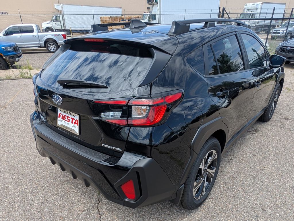 2025 Subaru Crosstrek Premium photo 3
