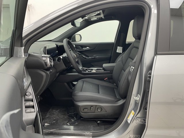 2026 Chevrolet Equinox LT photo 6