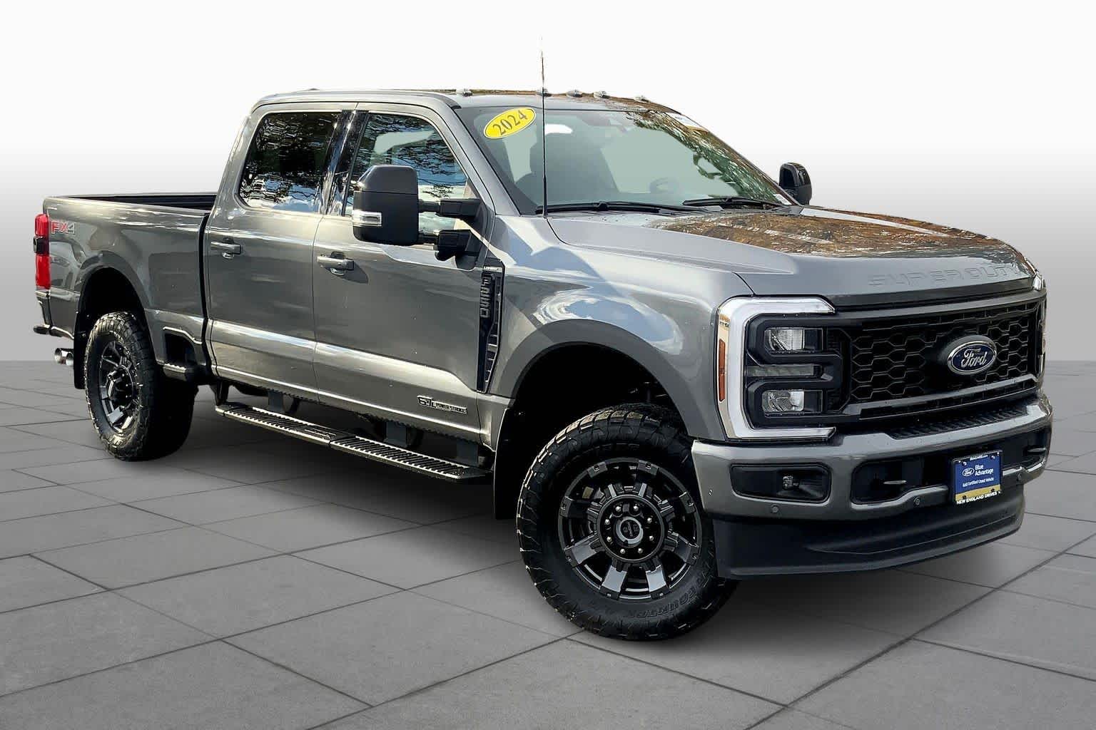 2024 Ford F-250 Lariat photo 2