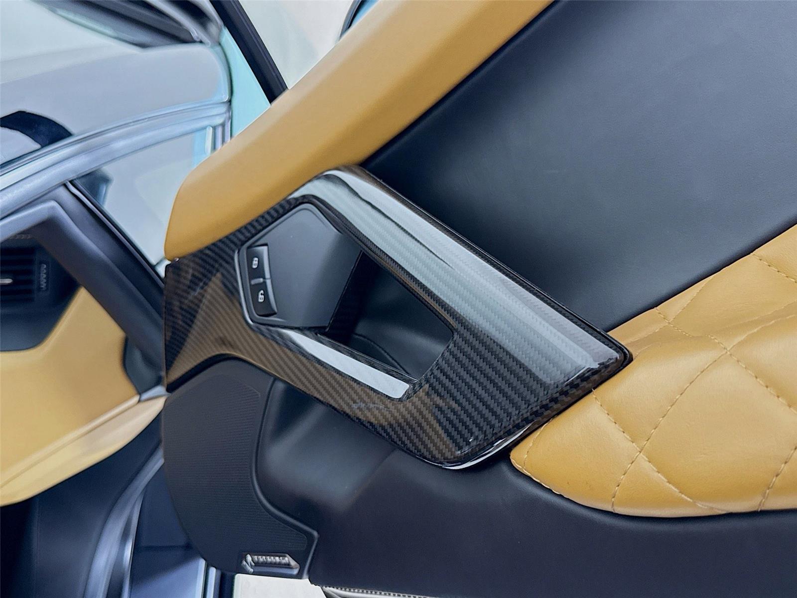 2015 Lamborghini Aventador LP 700-4 Roadster photo 25