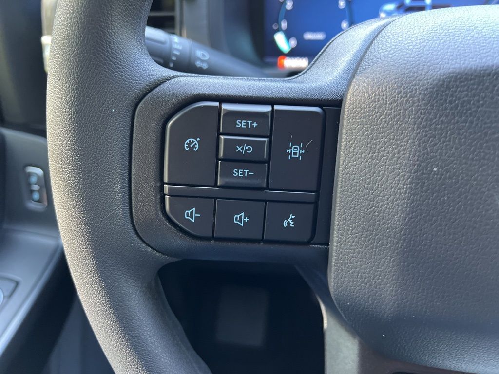 2025 Ford F-150 STX photo 16