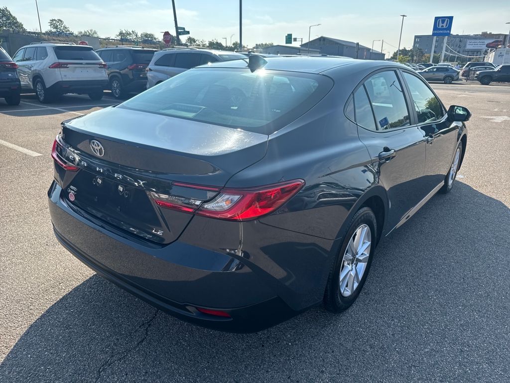 2025 Toyota Camry XSE photo 4