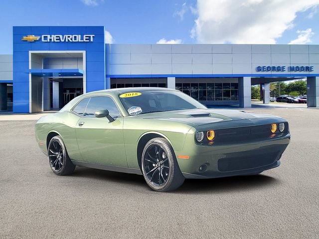 2018 Dodge Challenger SXT's photo