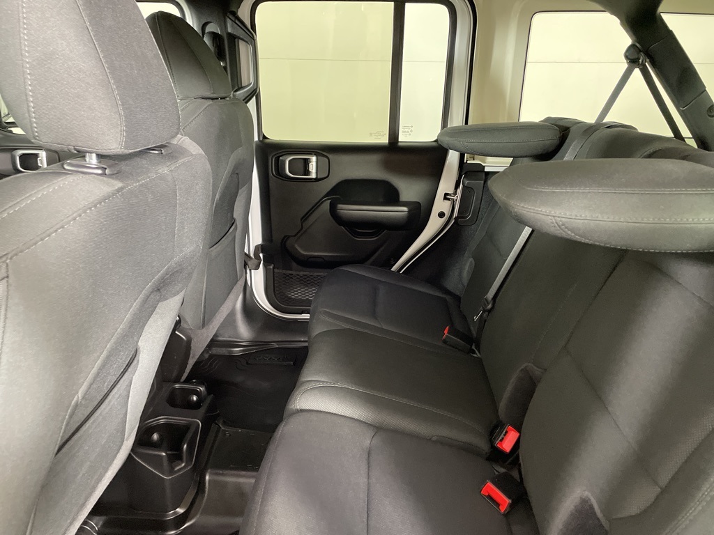 2020 Jeep Wrangler Unlimited Willys photo 34