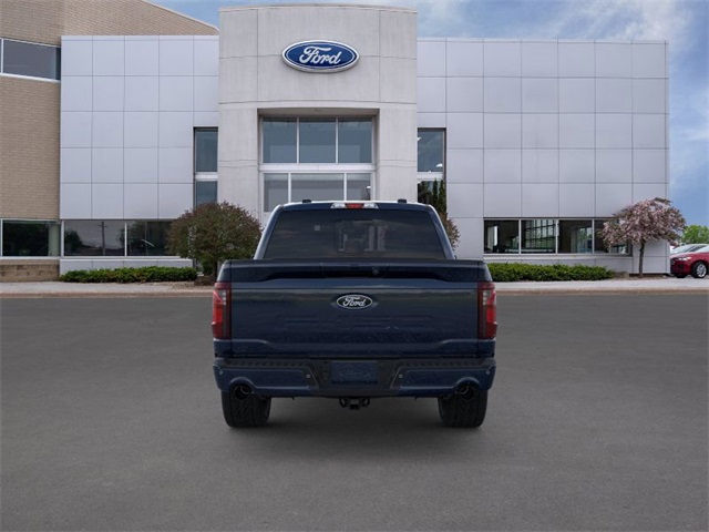 2025 Ford F-150 XLT photo 4