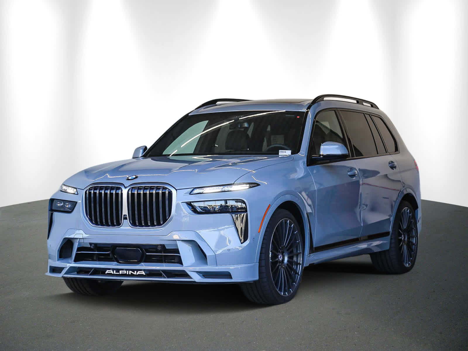 2025 Bmw X7 ALPINA XB7 photo 3