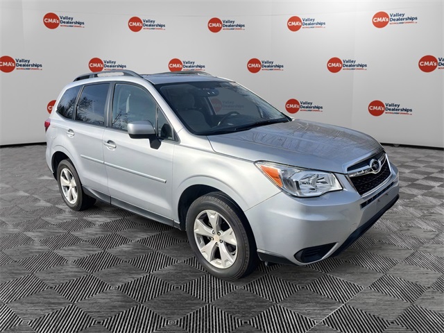 2016 Subaru Forester Premium's photo