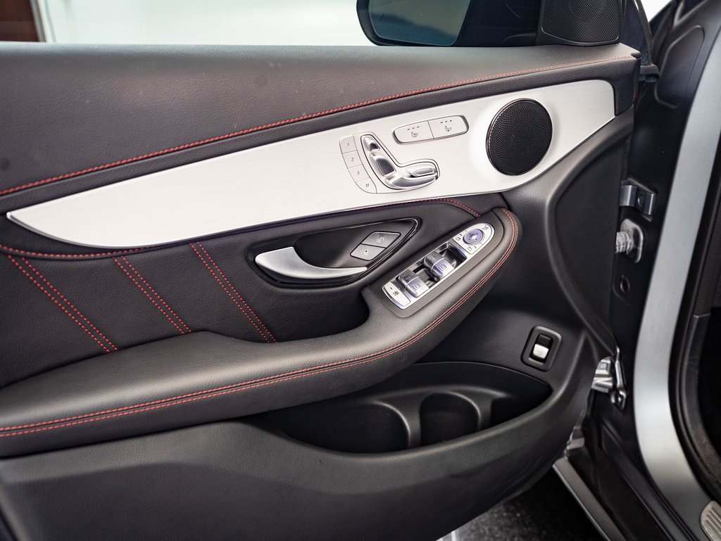 2022 Mercedes Benz GLC 43 AMG photo 24