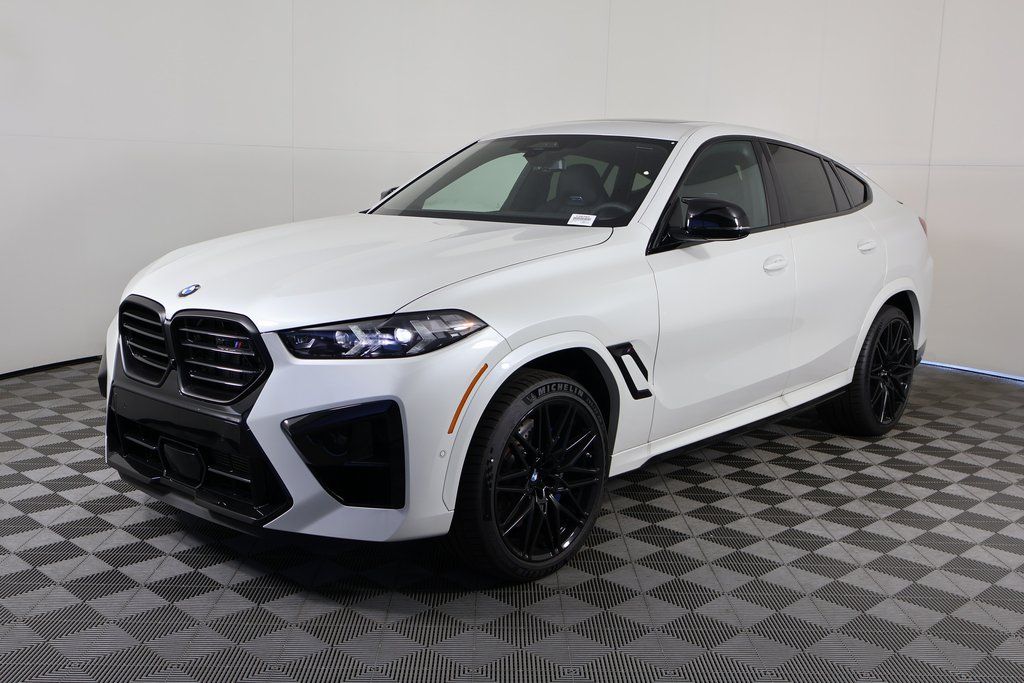 2026 BMW X6 M X6 M's photo