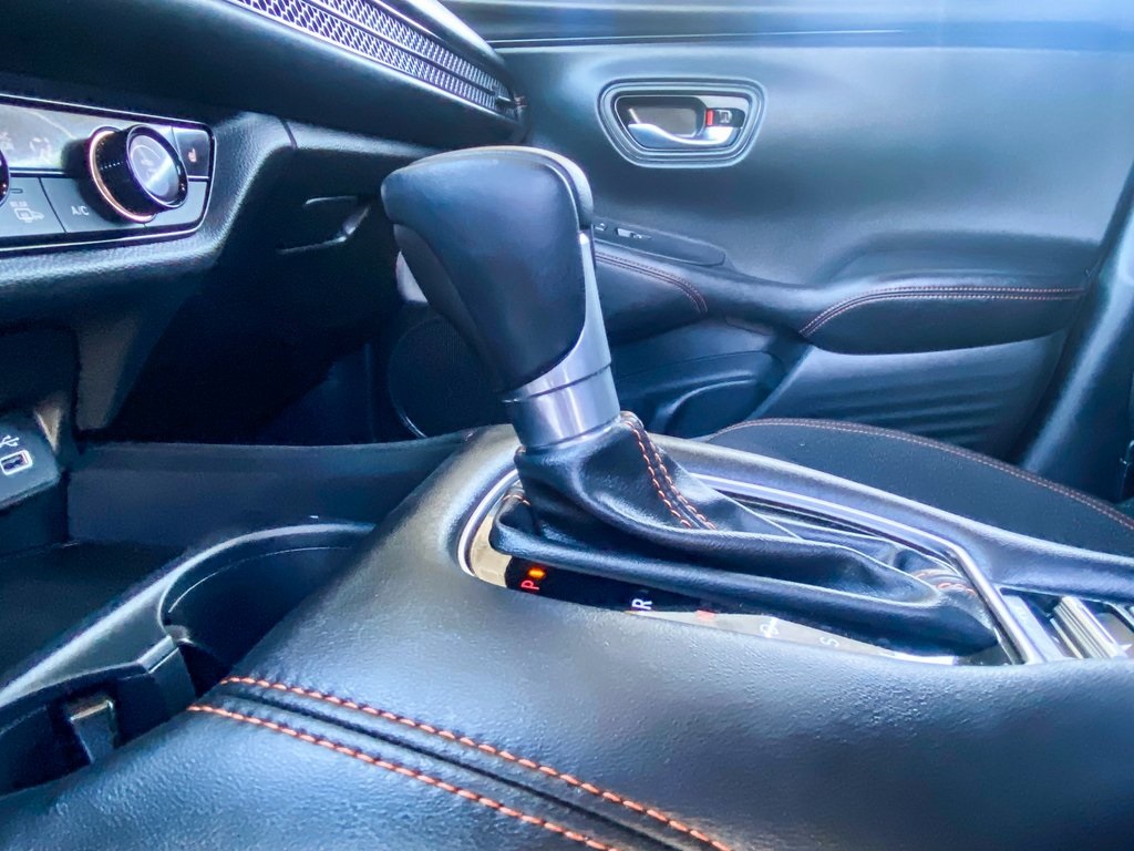 2025 Honda HR-V Sport 2WD photo 18