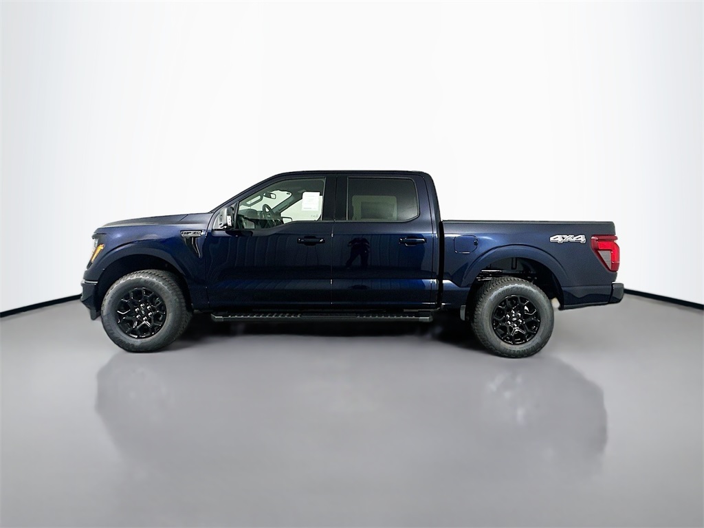 2025 Ford F-150 XLT photo 4