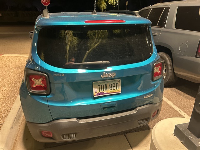 2021 Jeep Renegade Latitude photo 3