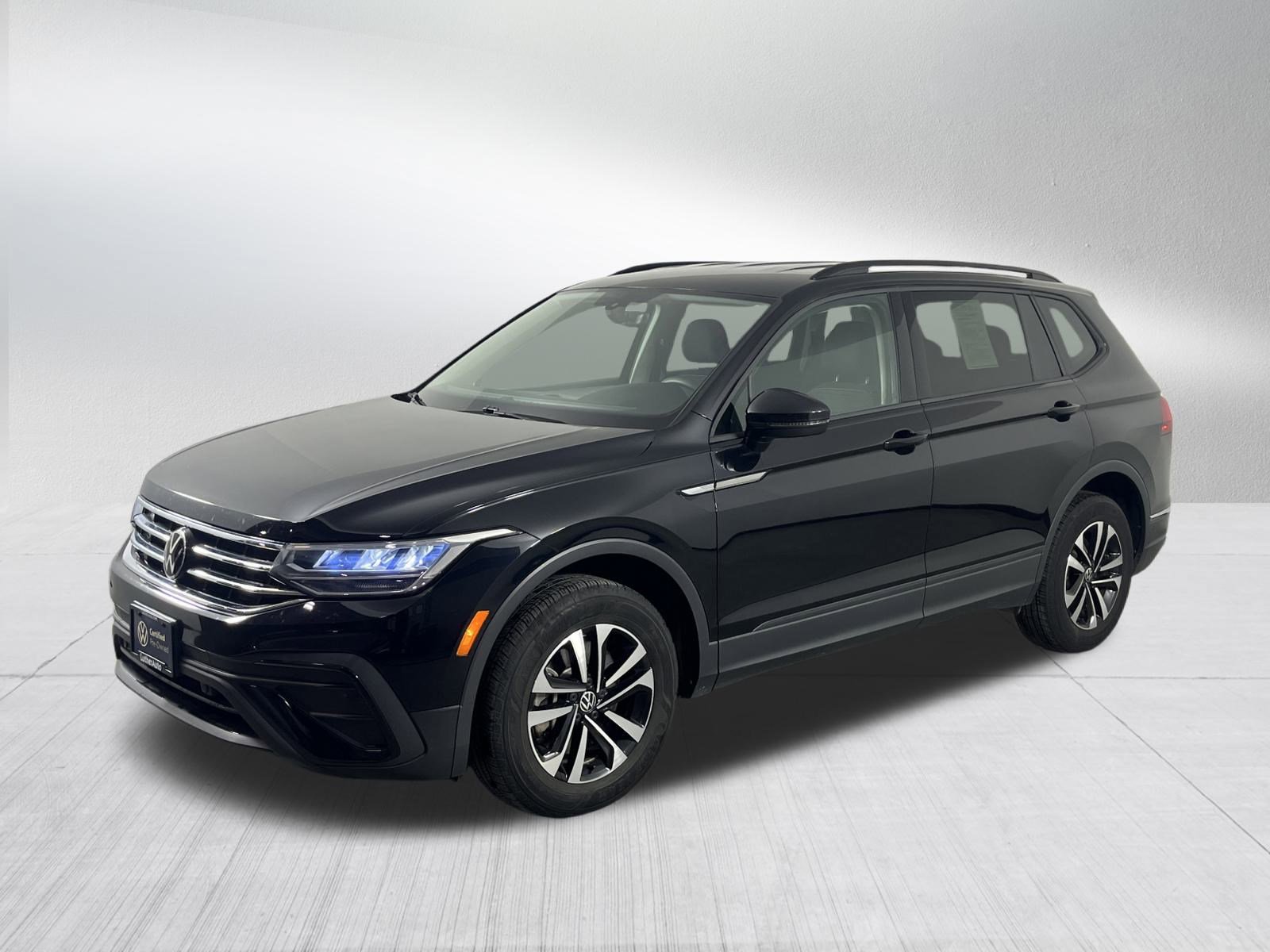 2023 Volkswagen Tiguan S photo 3