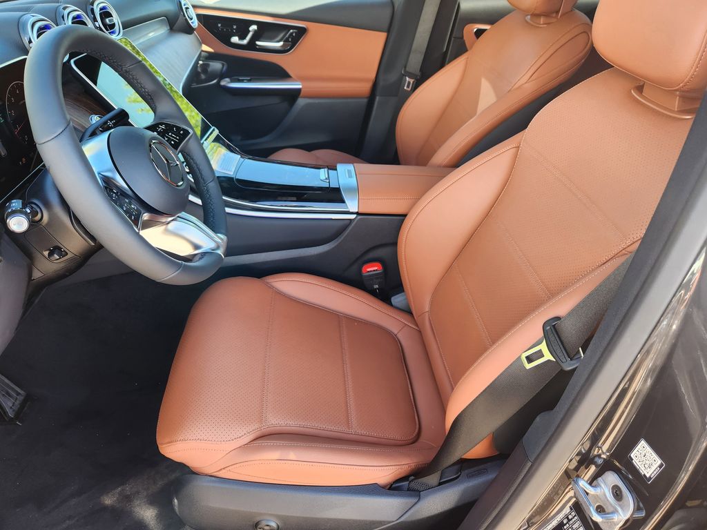 2026 Mercedes Benz GLC 300 4MATIC photo 13