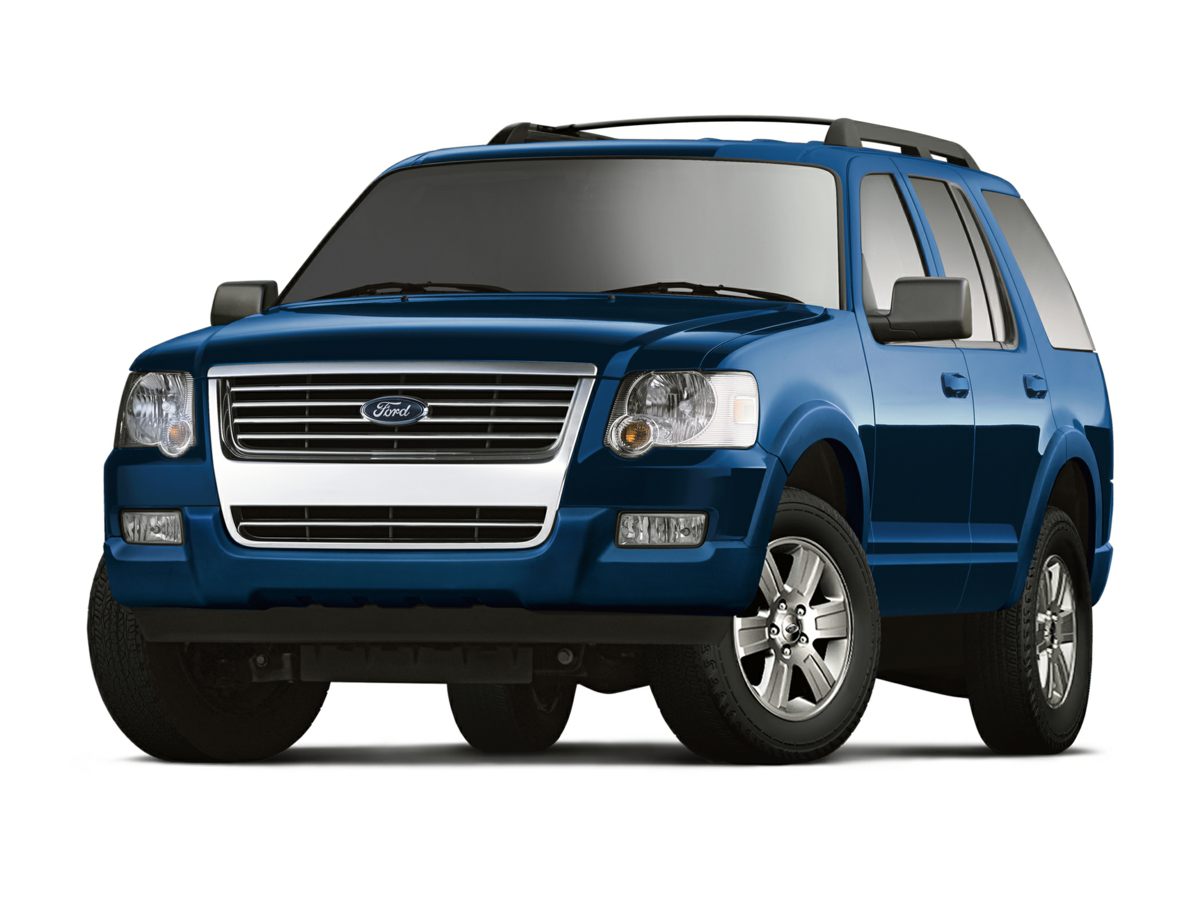 2010 Ford Explorer XLT's photo