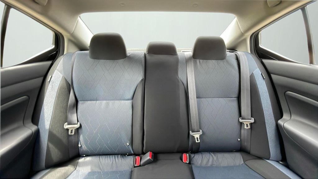 2025 Nissan Versa SV photo 16