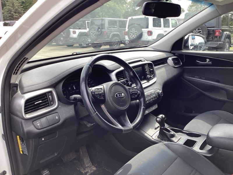 2018 Kia Sorento LX photo 17