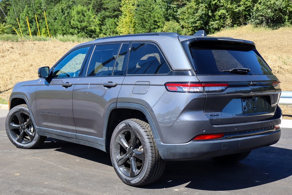 2022 Jeep Grand Cherokee Altitude photo 5
