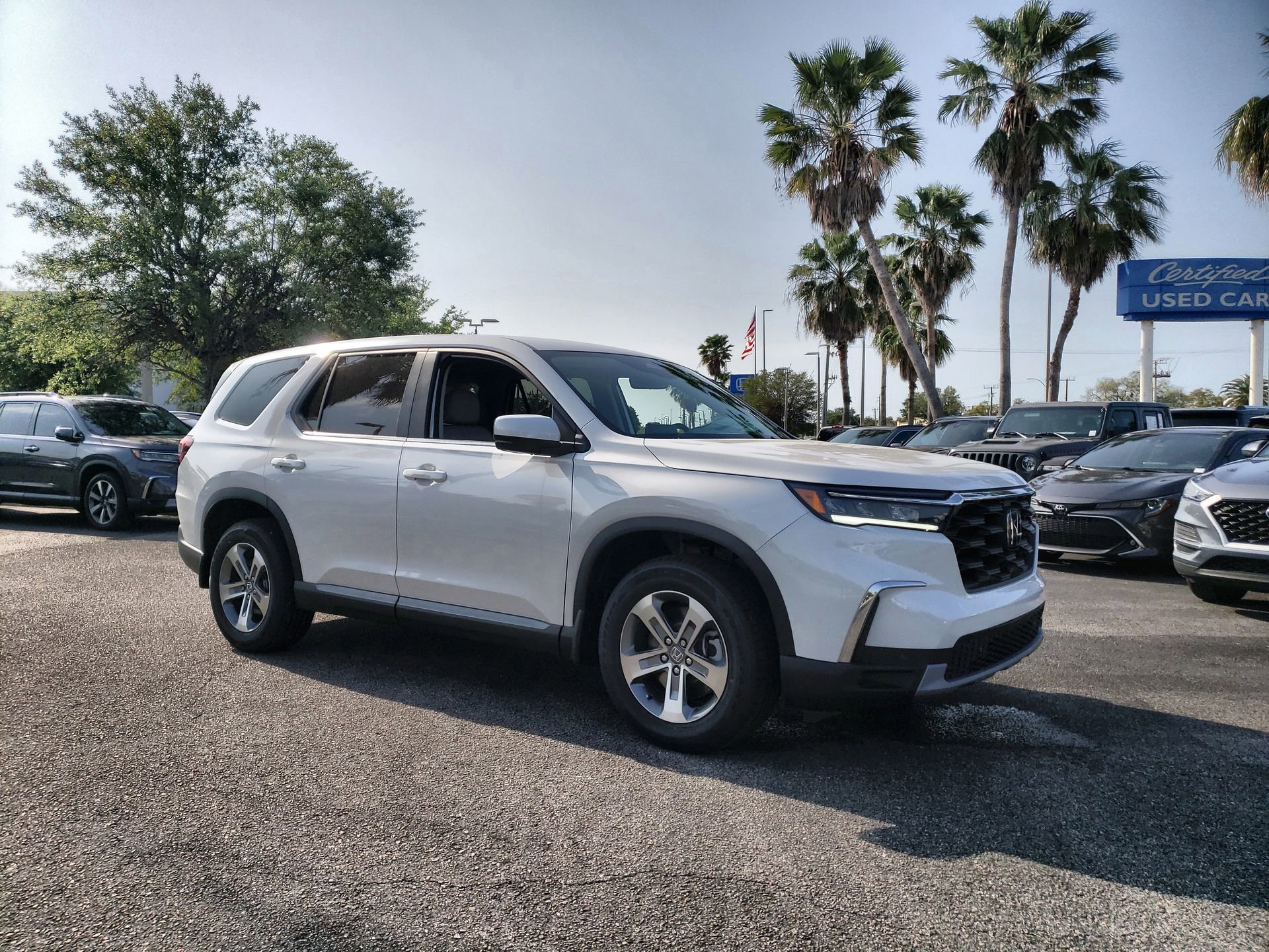 2025 Honda Pilot EX-L photo 2