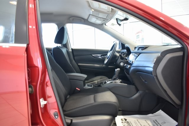 2017 Nissan Rogue S photo 12