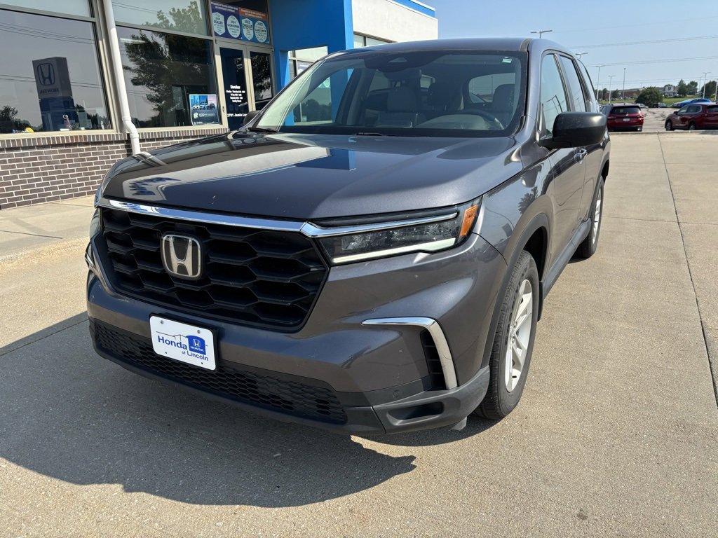 2023 Honda Pilot LX photo 35